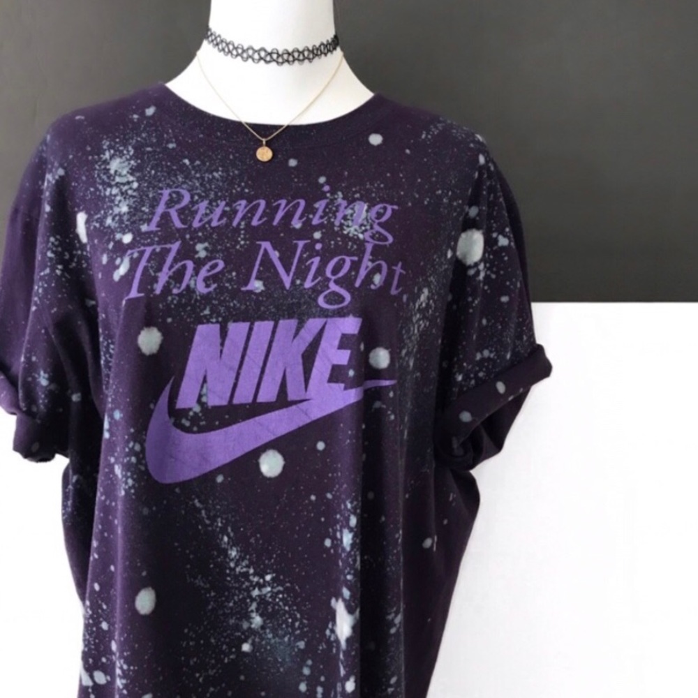 Nike • Running The Night Bleached Tee🌛💫